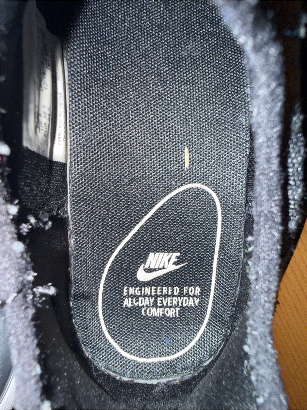 Nike Varsity Complete Trainer (Style Code: AQ7459-001). - Picture 7 of 7